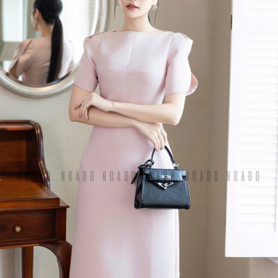 Đầm hồng cổ thuyền NGADO