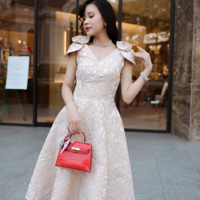 Đầm xòe gấm hoa vai sang trọng 2521