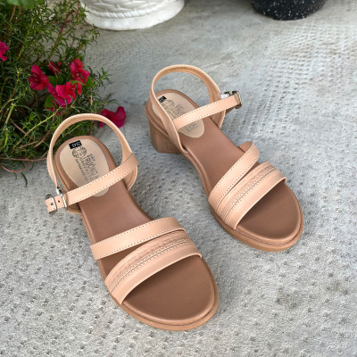 Xăng đan nữ cao gót 6cm Trường Hải da mềm 2 màu đen, kem XD150