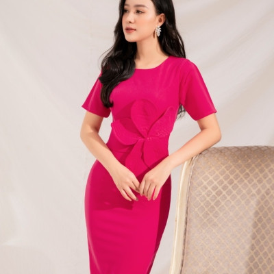 ĐẦM ÔM ĐÍNH HOA SEN BÊN EO 2430