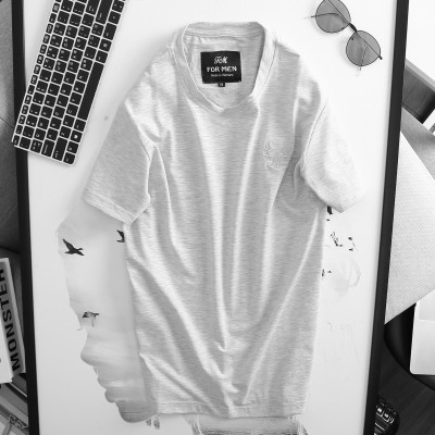 Áo Thun Cổ Tròn Thời Trang Nam Thêu Ngực Lịch Lãm - LZPS003