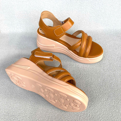 Giày quai hậu nữ đế bằng 7cm thời trang da mềm đế Pu nhẹ Trường Hải 2 màu đen , vàng QH145