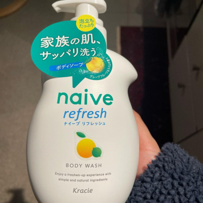 Sữa Tắm Hương Bưởi Thư Giãn Kracie Naive Body Wash (Refresh) - Chai 530ML