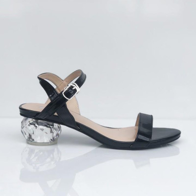 Sandal 5 phân gót trong hot trend trẻ trung năng động 21331