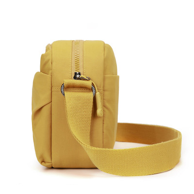 Túi đeo chéo nữ phong cách dễ thương – BEE GEE DCNU1094