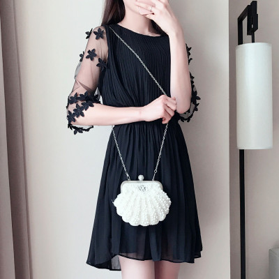  Đầm suông nữ xếp ly thiết kế tay lỡ phối ren Da36