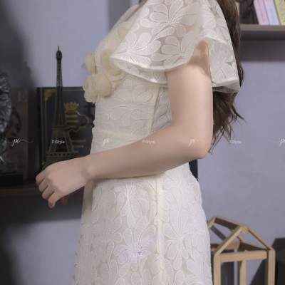 Váy Ren Màu Kem Hoa Ngực 23V002 Cao Cấp Pi Style