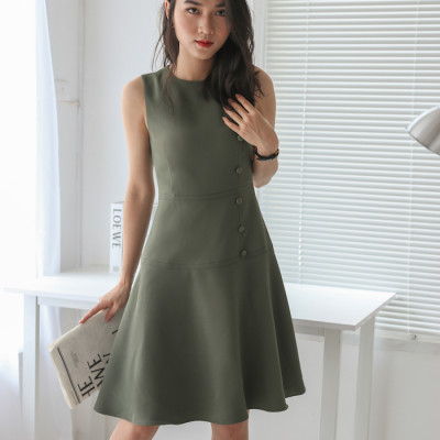 De Leah - Đầm Midi Xoè Cúc Bọc - Nâu đất