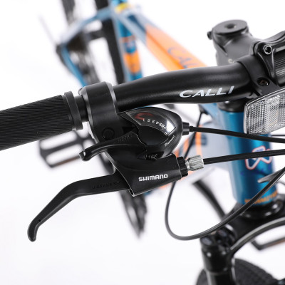 Xe đạp thể thao CALLI 1600 Khung hợp kim nhôm cao cấp, có 2 kích cỡ lựa chọn phù hợp với người cao 1m40 trở lên