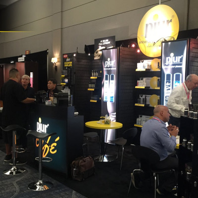 Gel bôi trơn cho quan hệ đường hậu Pjur Backdoor Moisturising Anal Glide 100ml cấp ẩm tốt làm dịu da an toàn